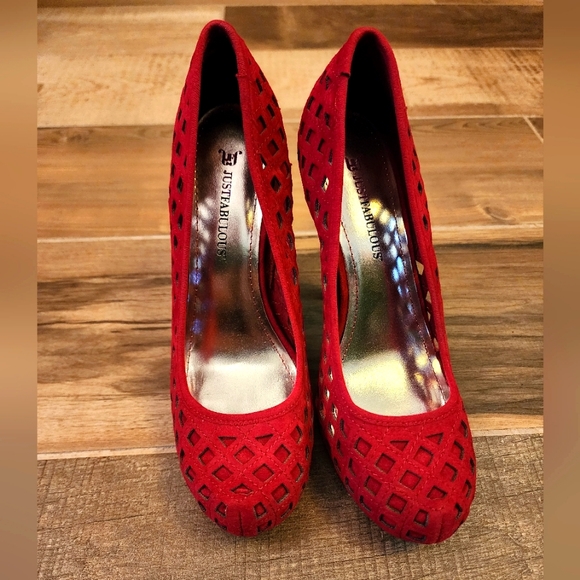 Waffle Lattice Suede Platform Heels - Picture 6 of 6